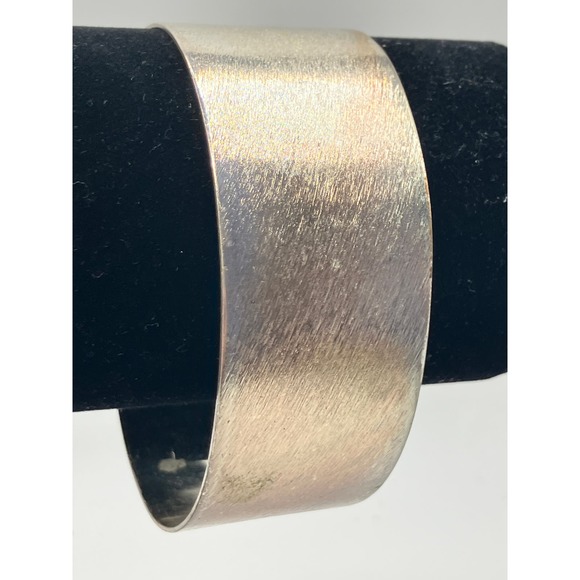 Textured Silver-Tone Cylinder Bangle 3 Inch Wide Bracelet! - Picture 6 of 8